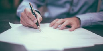 Lavoro. Segnali positivi, ma restano fragilità. Frena quello autonomo
